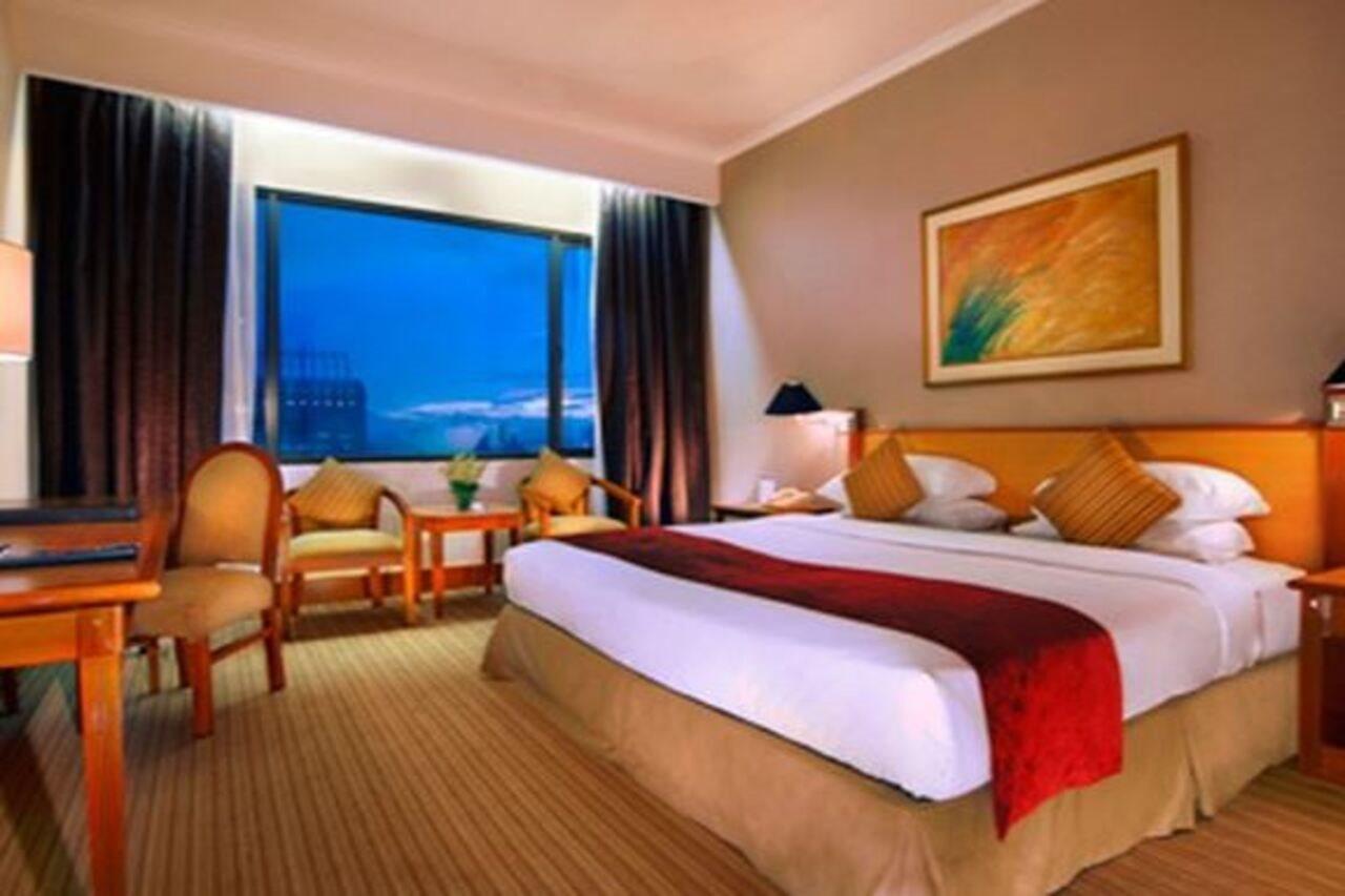 梅纳拉半岛酒店 雅加达 外观 照片